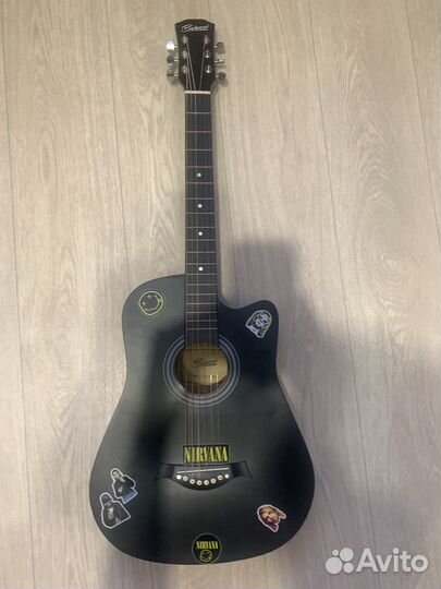Акустическая гитара