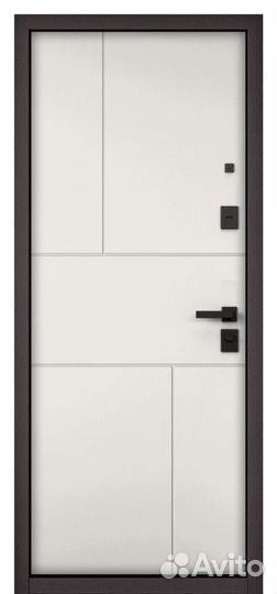 Дверь входная в квартиру