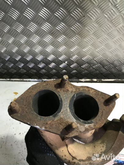 Коллектор выпускной Фольксваген Пассат Б5 Passat