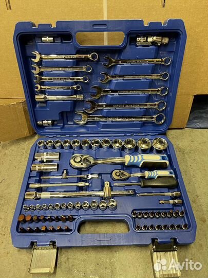 Набор инструментов синий 82 предмета