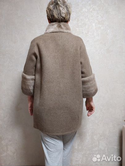 Пальто женское демисезонное 50 52 шерстяное