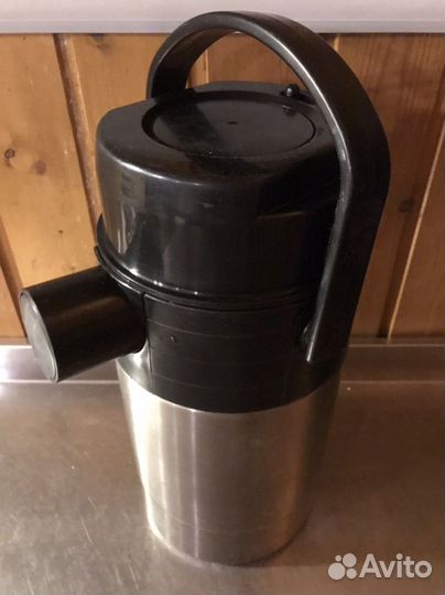 Термос с помпой