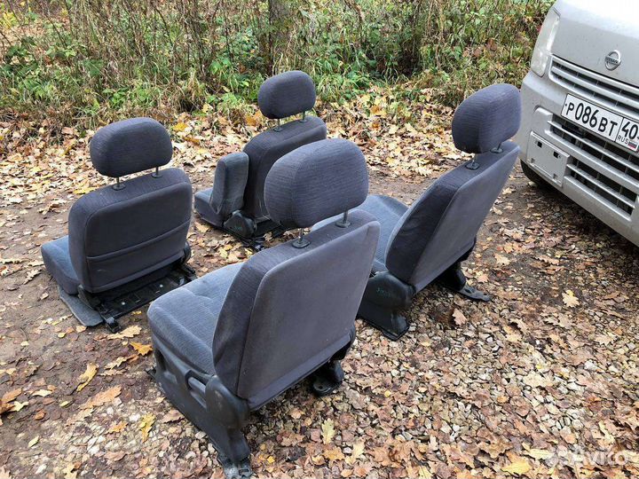 Сидение на Nissan Клиппер/Mitsubishi Town Box