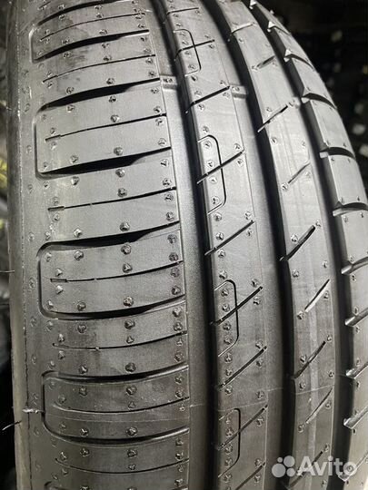 Goodyear EfficientGrip Performance 195/65 R15