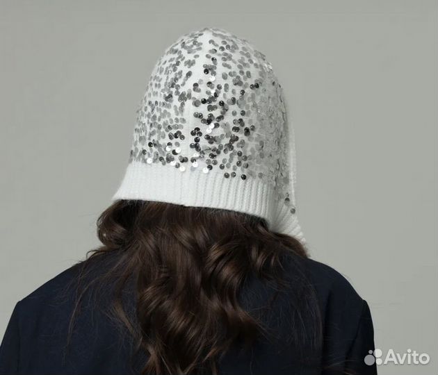 Чепчик с пайетками