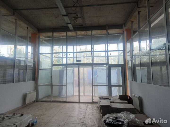 Двери межкомнатные и входные, алюминий, пластик