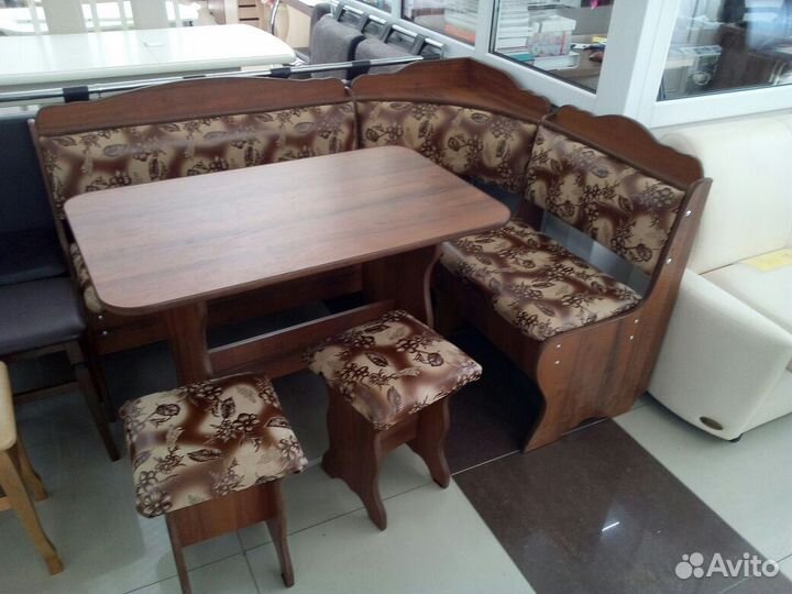 Кухонный уголок