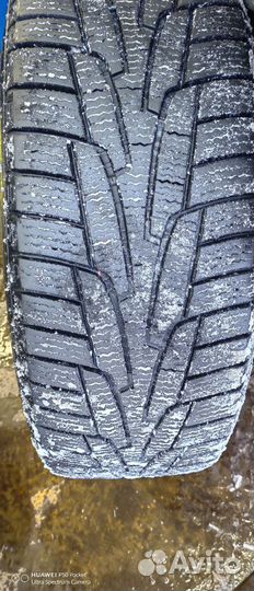 Kumho I'Zen KW31 235/60 R18