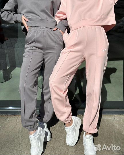 Костюм спортивный