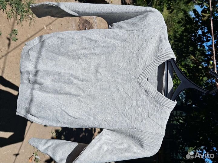 Тонкий свитер