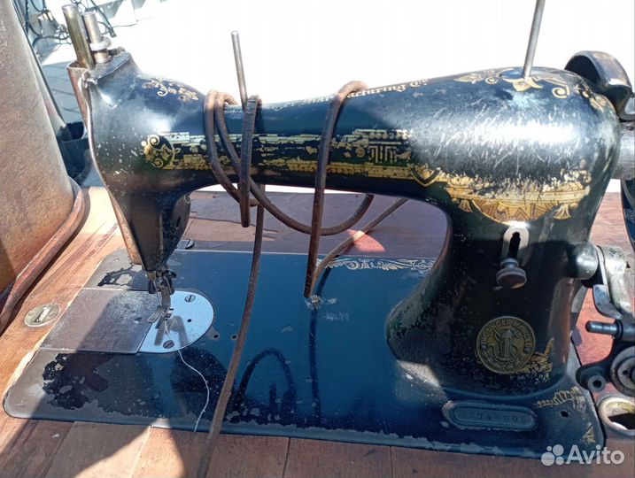 Швейная машинка зингер singer