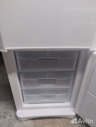 Холодильник indesit no frost