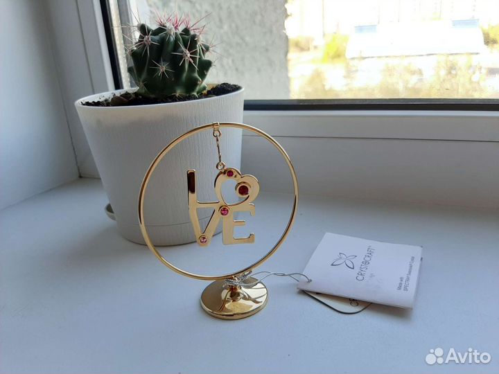 Фигурка сувенирная