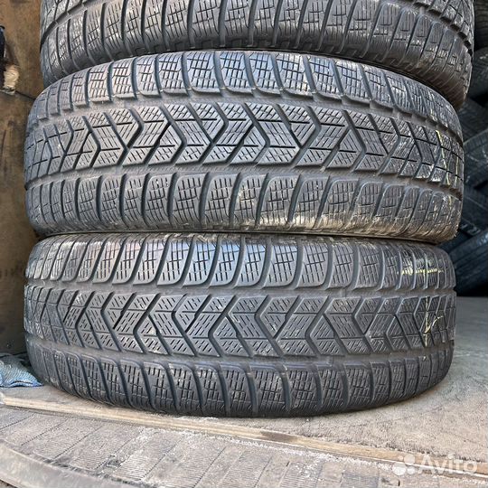 Pirelli Scorpion Winter 215/65 R17