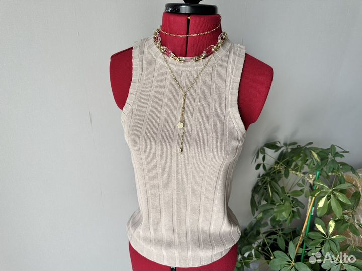 Трикотажный топ размер M
