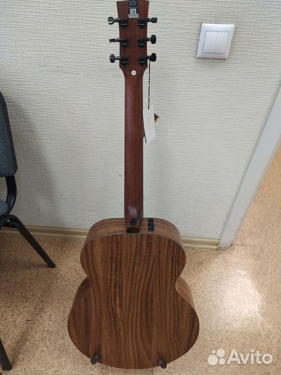 Электроакустическая гитара Enya EA-X1EQ+