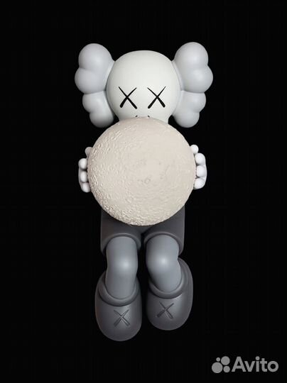 Фигура Kaws Holiday Shanghai Companion