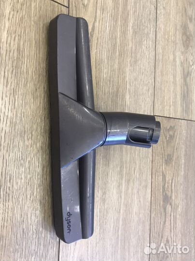 Насадка Dyson для твердых покрытий