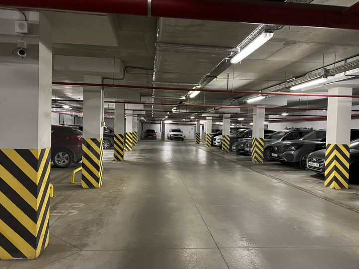 Машиноместо, 15 м²