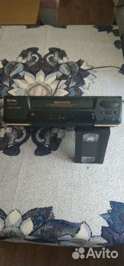 Видеомагнитофон