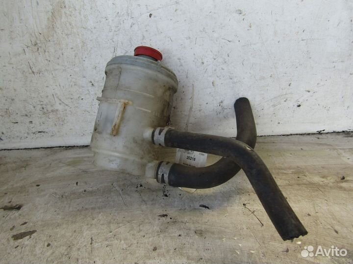 Хонда Согласие Бачок жидкости усилителя руля