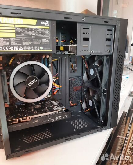 Суровый Xeon в черном