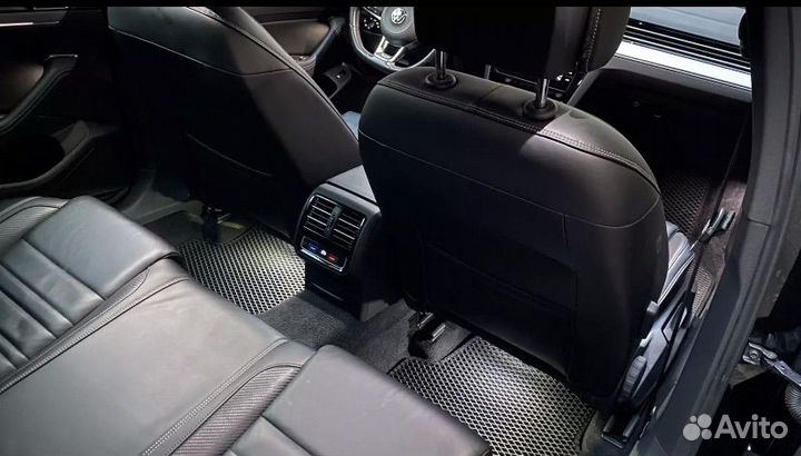 Оригинальная подсветка ног задних пассажиров VAG