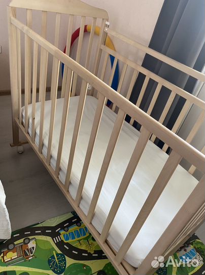 Детская кроватка