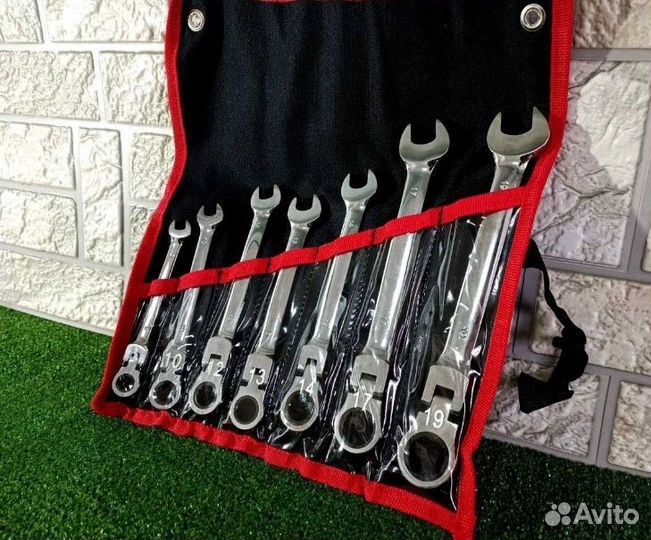 Набор ключей с трещеткой