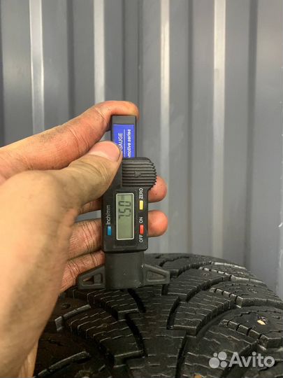 Nokian Tyres Hakkapeliitta 4 195/60 R15 88T