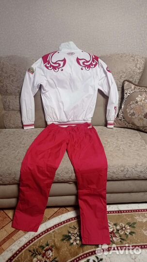 Спортивный костюм