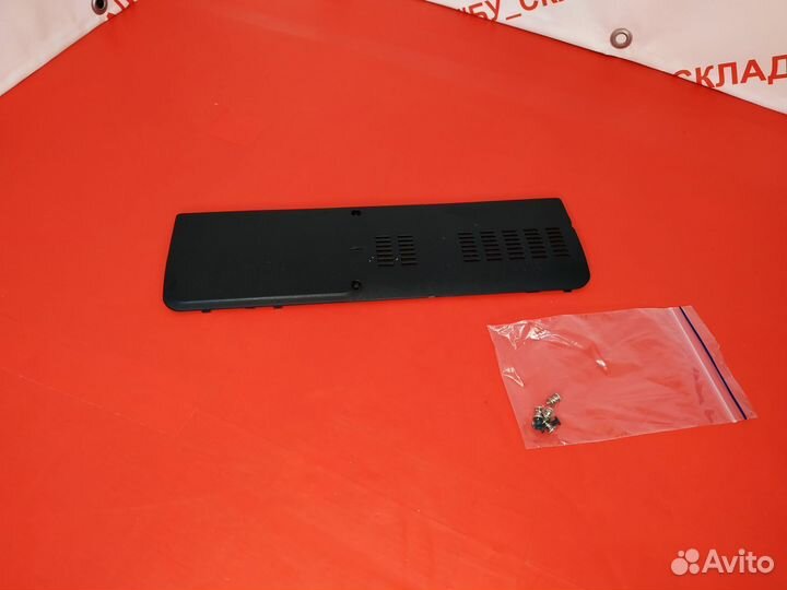 Крышка люка HDD/озу для ноутбука Packard Bell PEW9