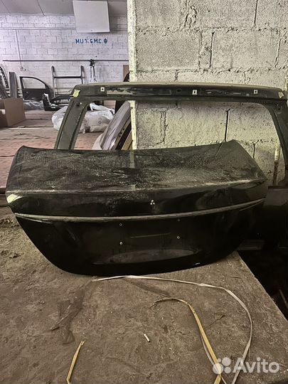 Крышка багажника w213 дорест