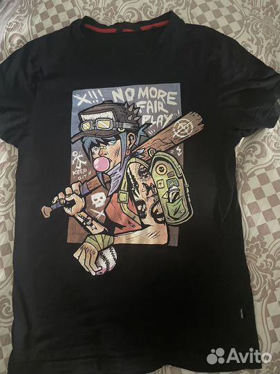 Футболка женская