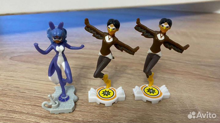 Игрушки с киндера леди Баг