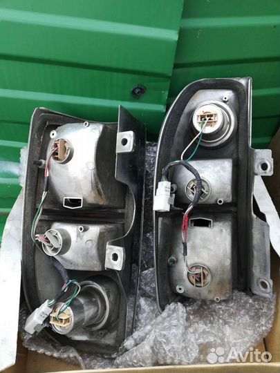 Фонари задние на Toyota land Cruiser Prado