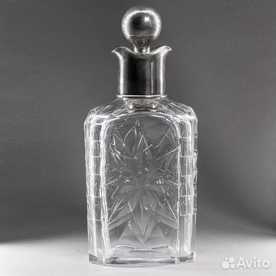 Графин. Россия, Фаберже, 1890е гг. Серебро 84 пр