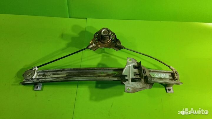 Стеклоподъёмник задний правый Mitsubishi Galant 7