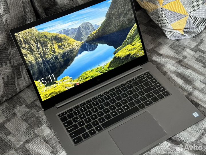 Ноутбук Xiaomi Mi notebook pro 15.6 i5 256