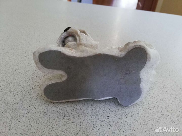 Статуэтка собачка