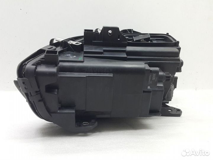 Mercedes W246 B (2015 - 2018) фара левая led