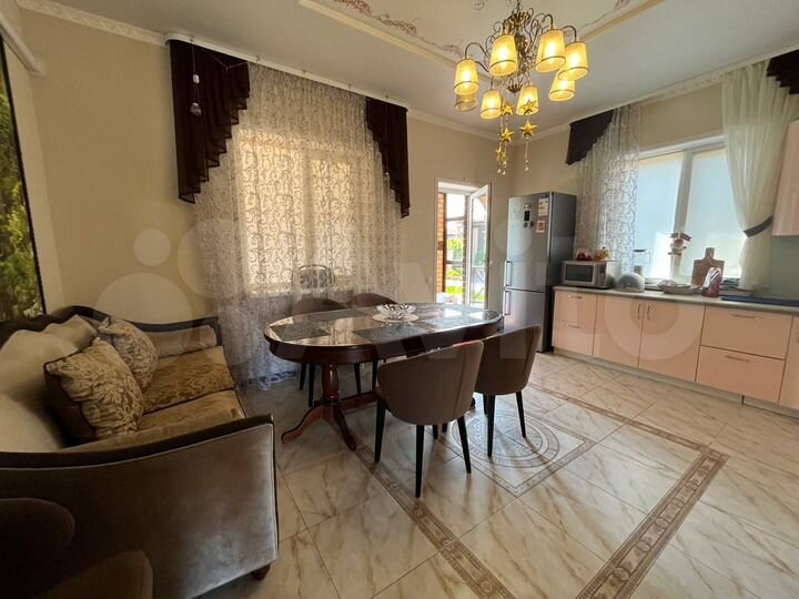 Дом 147 м² на участке 15 сот.