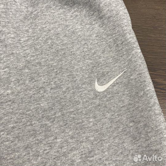 Спортивные штаны nike