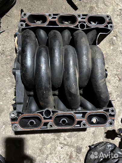 Впускной коллектор audi a6c5 2.4