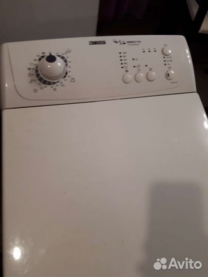 Стиральная машина с вертикальной загрузкой Zanussi