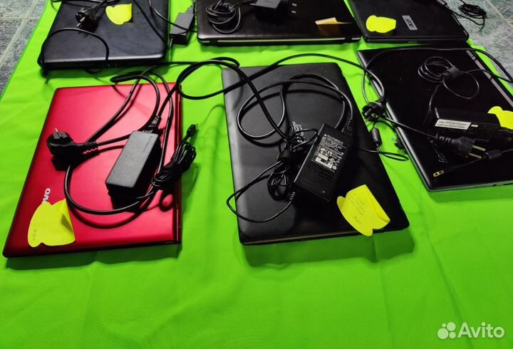 Ноутбуки продаются в связи с закрытием офиса