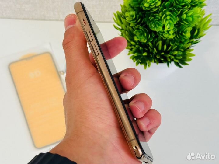 iPhone 11 Pro, 64 ГБ