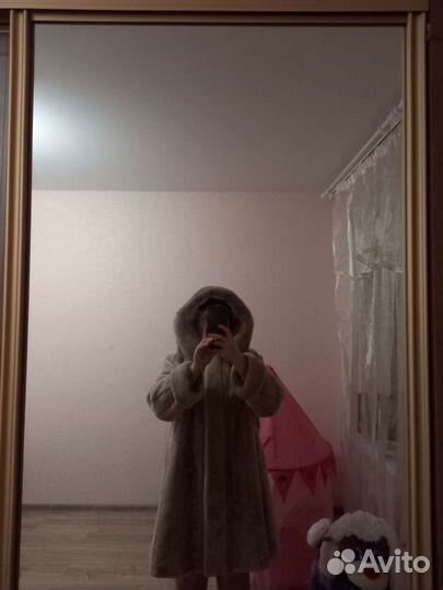 Шуба мутоновая с капюшоном
