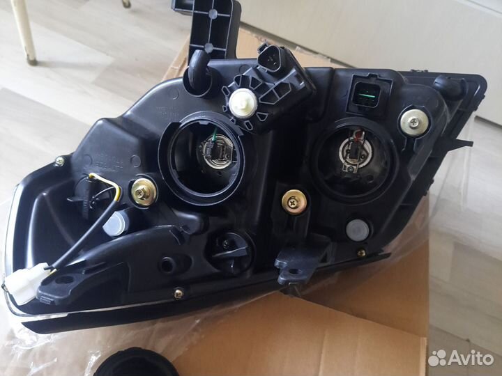 Фара правая джили мк cross