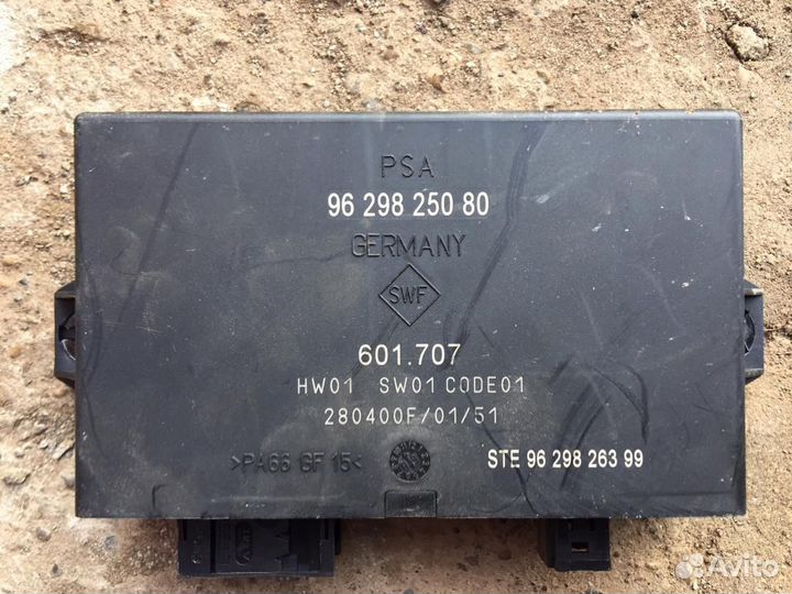 Блок управления парктрониками Пежо 607